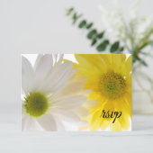 Gelbe und weiße Milchmädchen Hochzeitsrabatt RSVP Karte (Stehend Vorderseite)