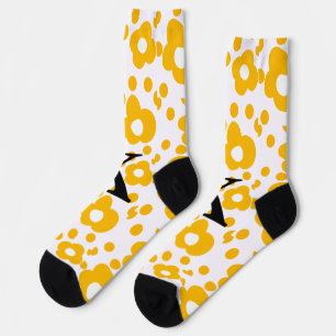 Gelbe weiße Daisy Blumenmuster fügen Monogramm hin Socken