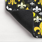 Gelbe weiße Fleur de Lis Mousepad (Ecke)