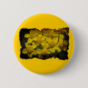 Gelbe Wildblumen Button