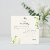 Gelbe Wildblumen Mongram Square Wedding II Einladung (Stehend Vorderseite)