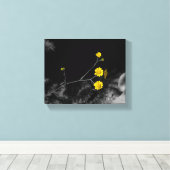 Gelbe Wildblumen unter einem Baumkronen 8x10 Leinwanddruck (Insitu (Holzboden))