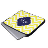 Gelbe Zickzack Navy-Quatrefolie 3 Monogramm Laptopschutzhülle (Vorne Knopf)