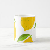 Gelbe Zitronen, nahtlos künstlerisches Muster. Kaffeetasse (Mittel)