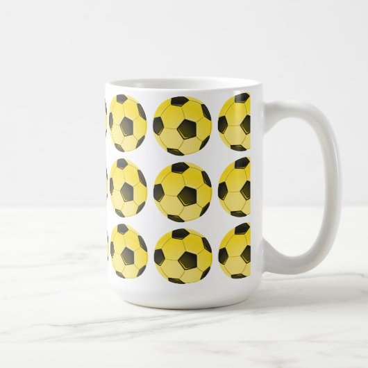 Gelber American Soccer Ball oder Fußball Kaffeetasse (Rechts)