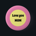 Gelber Big Dot Button<br><div class="desc">Ein cooles,  lila,  großes Punktedesign in trendigen Farben mit Textvorlage. Klicken Sie auf Personalisieren,  um die kurzen Wörter nach Ihren Wünschen zu ändern,  oder kaufen Sie sie,  wie es ist.</div>