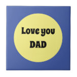 Gelber Big Dot Square Sticker Fliese<br><div class="desc">Ein cooles,  lila,  großes Punktedesign in trendigen Farben mit Textvorlage. Klicken Sie auf Personalisieren,  um die kurzen Wörter nach Ihren Wünschen zu ändern,  oder kaufen Sie sie,  wie es ist.</div>