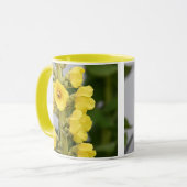 Gelber Blumenbecher Tasse (Vorderseite Links)
