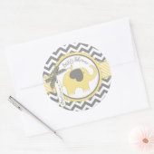 Gelber Elefant und Zickzack Print Baby Dusche Runder Aufkleber (Umschlag)