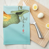 Gelber Frosch auf Lotus Leaf Geschirrtuch (Viertel Falte)