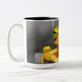 Gelber Frosch Zweifarbige Tasse (Links)