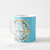 Gelber Gänseblümchen-Monogramm-Becher Kaffeetasse (Vorderseite Links)