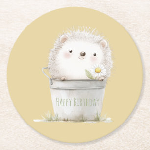 Gelber Gartenigel mit Gänseblümchen-Geburtstag Runder Pappuntersetzer