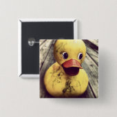 Gelber Gummi Ducky bedeckt in Schmutz! Button (Vorne & Hinten)
