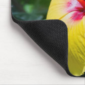 Gelber Hibiskus Sideview Mousepad (Ecke)