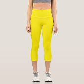 gelber Hintergrund mit schwarzer Grenze Capri Leggings (Vorderseite)