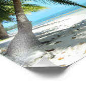 Gelber Kajak auf weißem Sand Foto (Ecke)