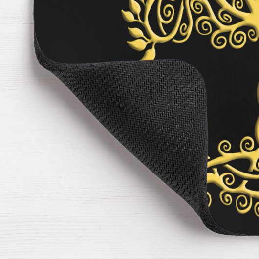 Gelber Keltenbaum Mousepad (Ecke)