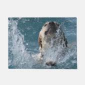 Gelber Labrador retriever-Spaß im Pool Fußmatte (Vorderseite)