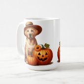 Gelber Labrador Welpenhalter mit Pumpkins Kaffeetasse (Vorderseite Links)