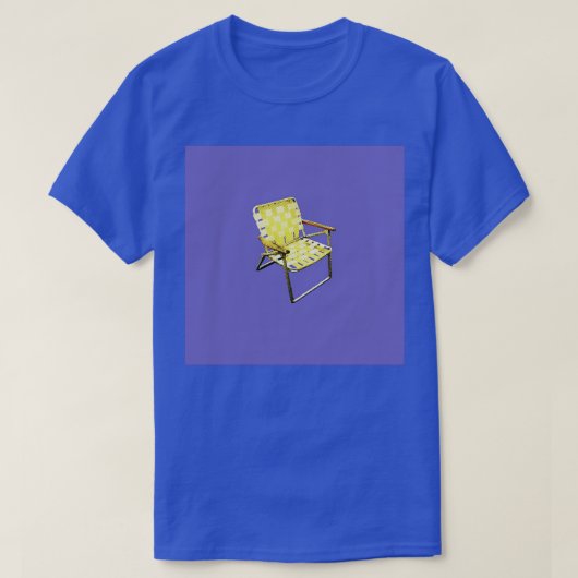 Gelber Liegestuhl auf einem Feld von Violet Blue T-Shirt (Design vorne)