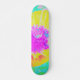 Gelber Mohn mit Hot-Pink-Mitte auf Türkis Skateboard