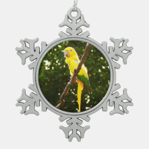 Gelber Papagei Schneeflocken Zinn-Ornament