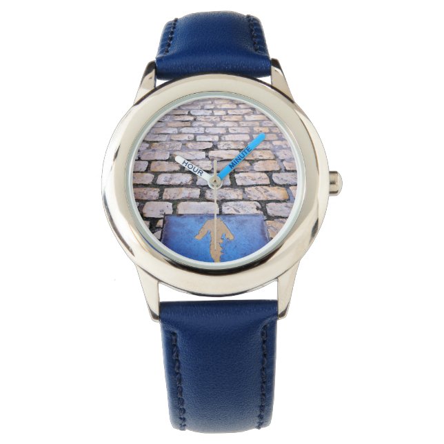 Gelber Pfeil Armbanduhr (Vorderseite)