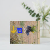 Gelber Pfeil Postkarte (Stehend Vorderseite)