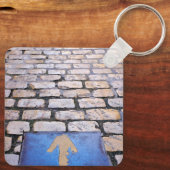 Gelber Pfeil Schlüsselanhänger (Rückseite)