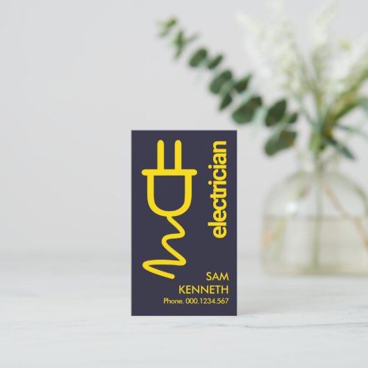 Gelber Power Minimalistischer Blauer Elektriker Visitenkarte (Stehend Vorderseite)