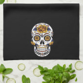 Gelber Rosenzucker-Schädel auf schwarz Geschirrtuch (Gefaltet)