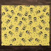 Gelber Schädel und Kreuzknochen Geschenkpapier