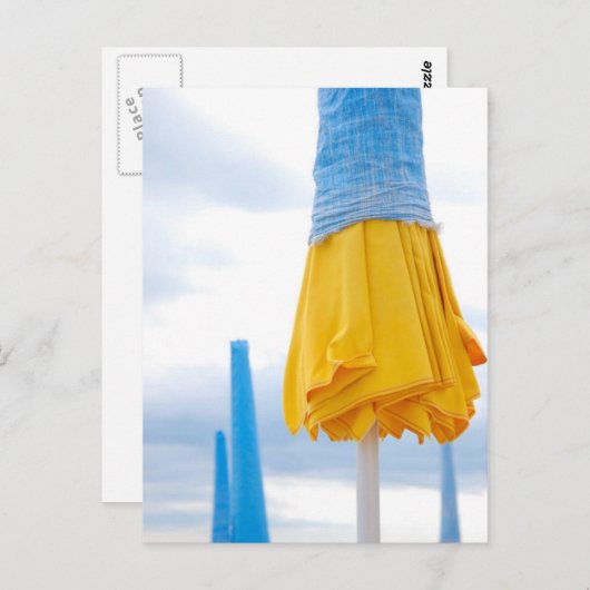 Gelber Schirm Postkarte (Vorne/Hinten)