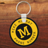 Gelber Schlüsselanhänger mit Monogramm (Vorderseite)