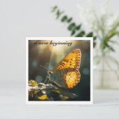 Gelber Schmetterling im Sonnenlicht anpassbar Einladung (Stehend Vorderseite)