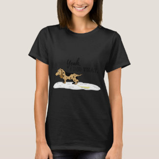 Gelber Schneefall-Hunde Humor T-Shirt