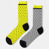 Gelber Schwarzpolster-Punkt Socken (Linkes Detail)
