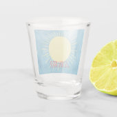 Gelber Sonnenschein im Individuelle Name mit blaue Schnapsglas (Rückseite)