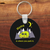 Gelber Teardrop Camper Button Schlüsselanhänger (Vorderseite)