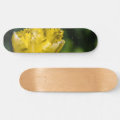 Gelber Tulip Skateboard (Horizontal)