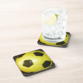 Gelber und schwarzer Fußball. Untersetzer (Rechte Seite)