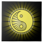 Gelber Yang über Schwarz Fliese (Vorderseite)