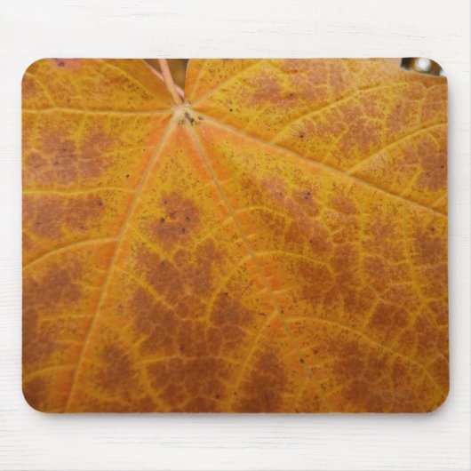Gelbes Ahornblättern Herbst Abstrakte Natur Mousepad (Vorne)