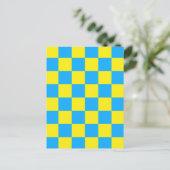 Gelbes blaues Schachbrettmuster für Karos Postkarte (Stehend Vorderseite)