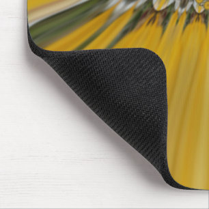 Gelbes Blumenmuster Design Kunst Mousepad