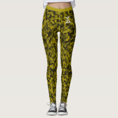 Gelbes Chic Camouflage Muster Custom Monogram Leggings (Vorderseite)