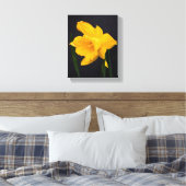 Gelbes Daffodil Leinwanddruck (Insitu (Schlafzimmer))