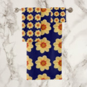 Gelbes Dahlia-Blumenmuster auf blau Badhandtuch Set