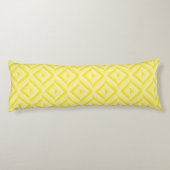 Gelbes Drei-Tonen-Diamantmuster Seitenschläferkissen (Rückseite)
